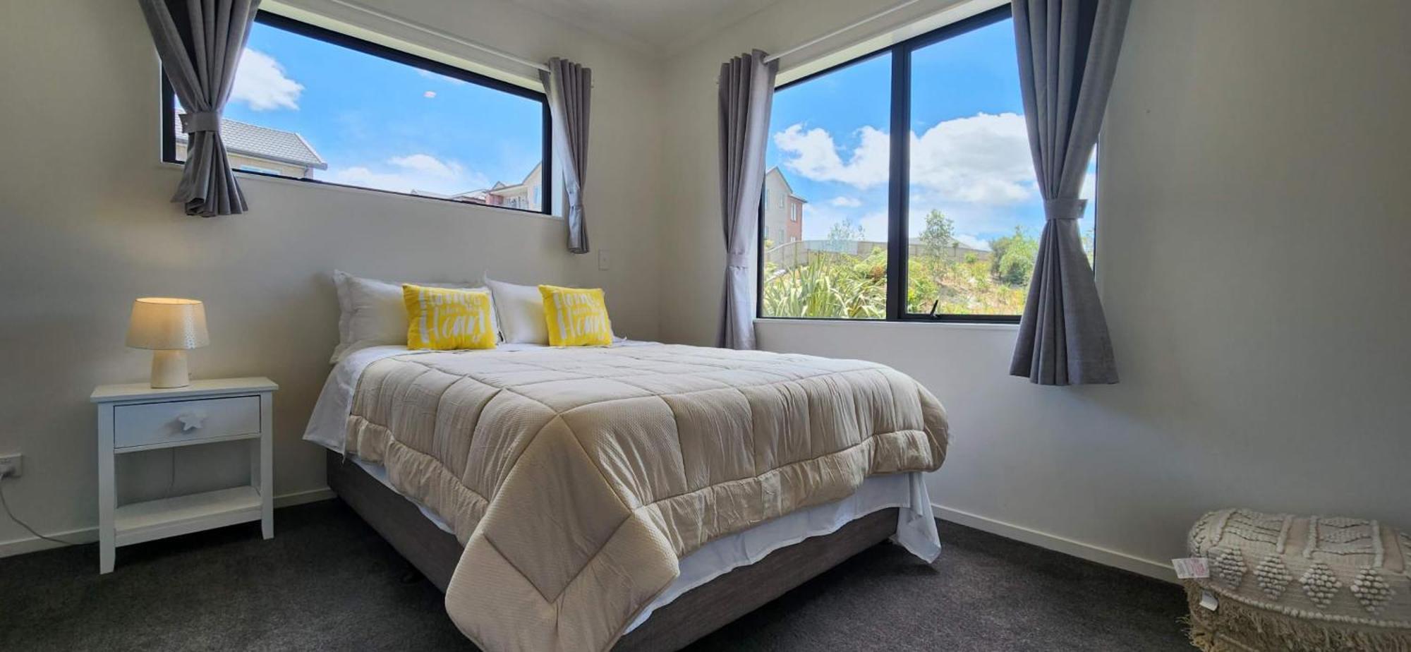 Amazing The Waikato River-View Brand New Villa With 4 Bedrooms Hamilton Exterior photo